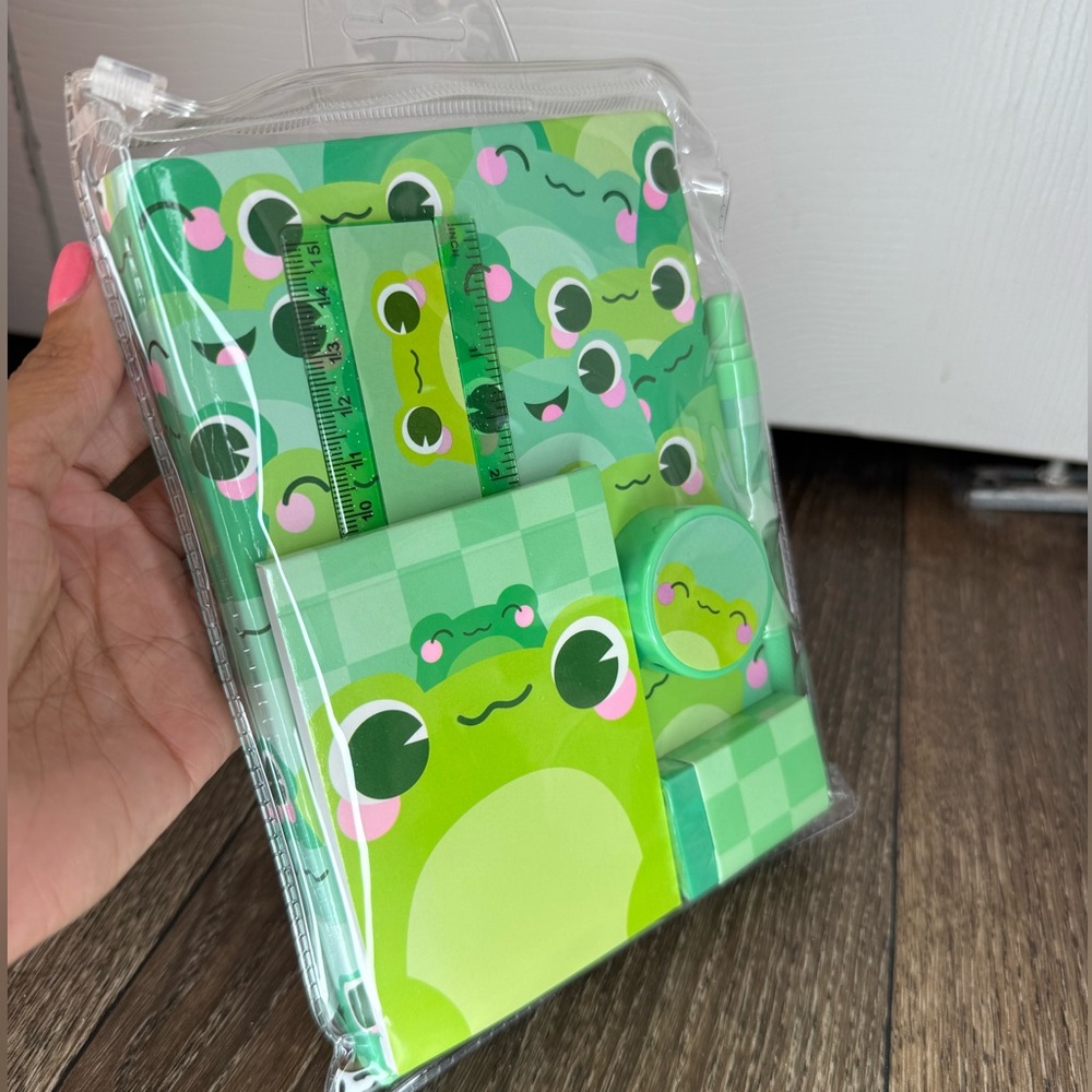 Frog-Themed Stationery Set for Kids